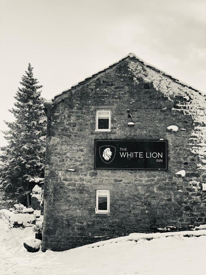 The White Lion Inn Buckden  Dış mekan fotoğraf