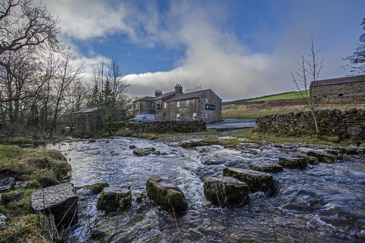 The White Lion Inn Buckden  Dış mekan fotoğraf
